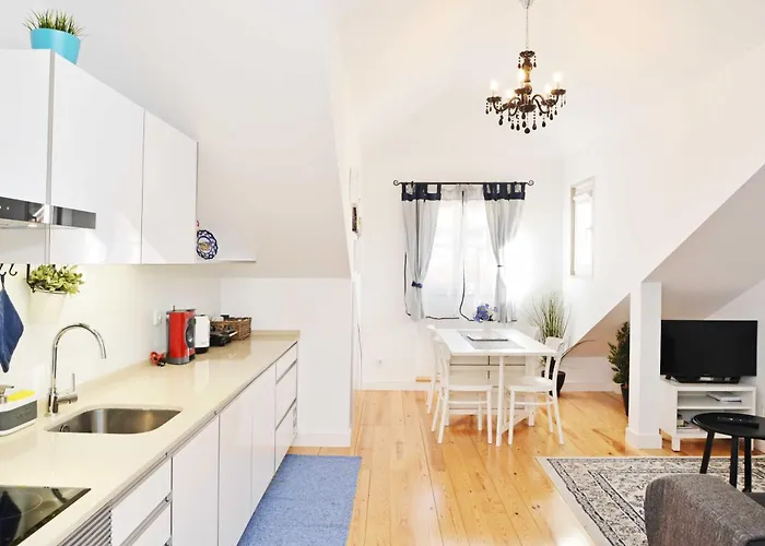 Santana 4 - Checkinhome Apartment Lisbon