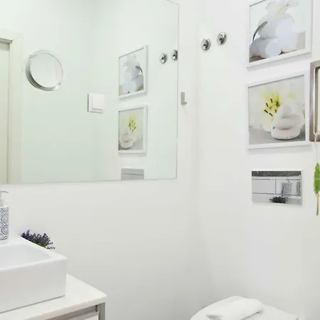 Santana 4 - Checkinhome アパート