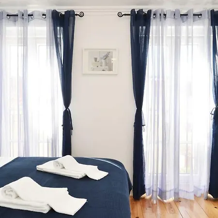 Santana 4 - Checkinhome アパート